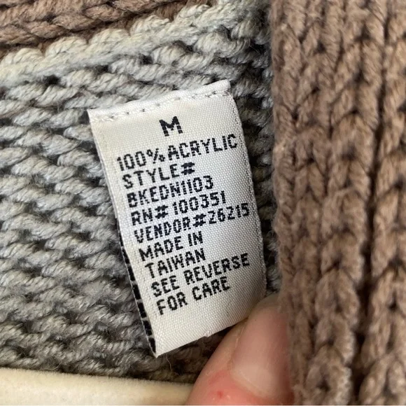 BKE Buckle Womens Medium Cardigan Sweater Brown Beige V Neck Button Front Cozy. - Picture 6 of 11